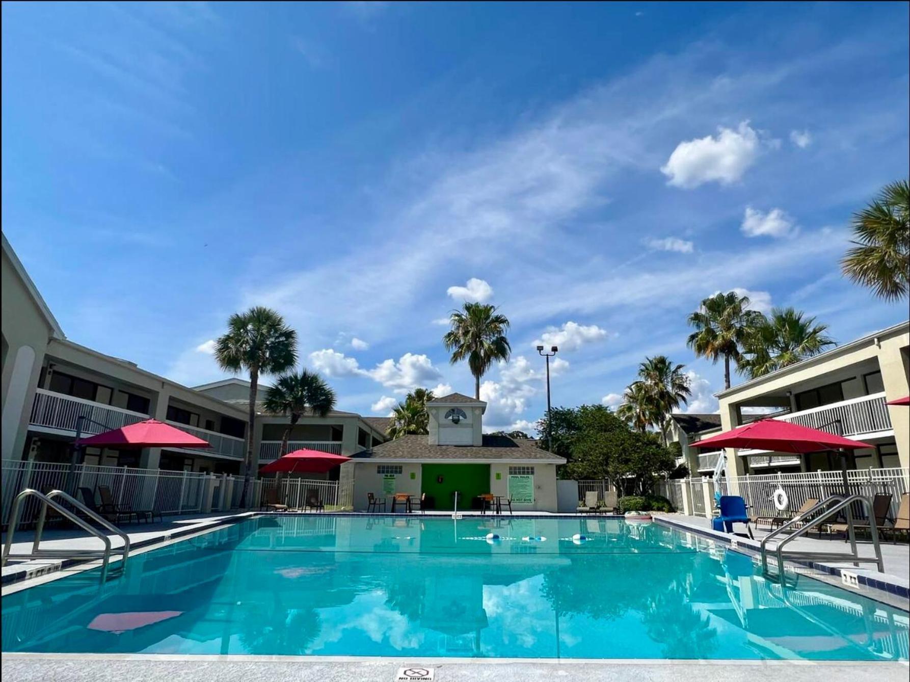 Pool - Wifi - Parking - Best Location ! كيسيمي المظهر الخارجي الصورة